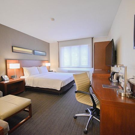 Yerevan Place Hotel Екстериор снимка